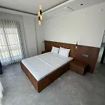 Villa Vip Lueks Odalar Banyo Ve Klimali Cesme