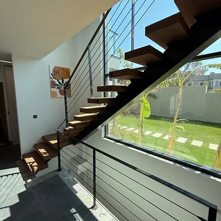 别墅 Vip Lueks Odalar Banyo Ve Klimali